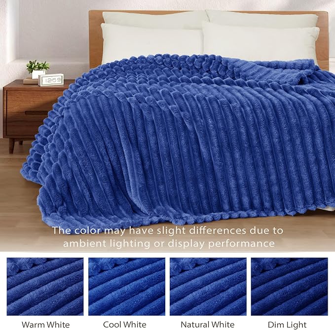Exclusivo Mezcla Striped King Size Fleece Blanket - Image 3