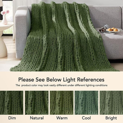 L'AGRATY Chunky Knit Throw Blanket - Image 6