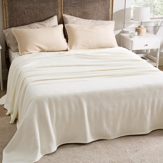 Bedsure GentleSoft 100% Cotton Blanket Queen Size - Image 5