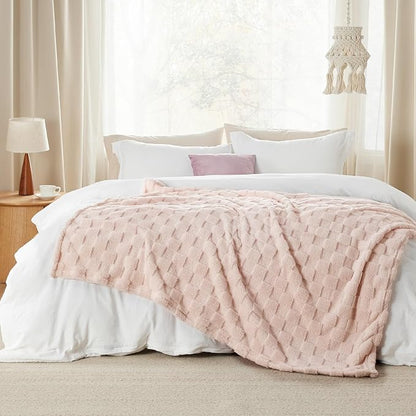 Bedsure GentleSoft Pink Throw Blanket - Image 5