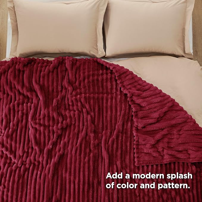 Bedsure Soft Full Size Fleece Blankets - Image 4