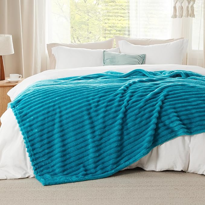 Bedsure Soft King Size Blankets - Image 3
