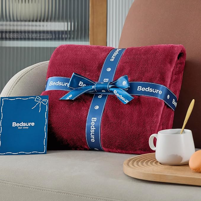 Bedsure GentleSoft Fleece Throw Blanket Red - Image 7