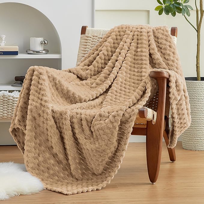 EXQ Home Fleece Throw Blanket for Couch or Bed by EXQHomeTexitleCoLtd