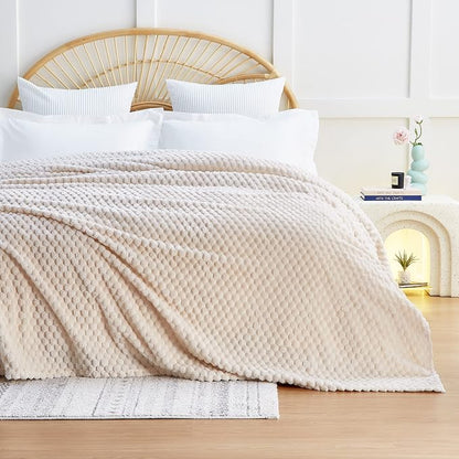 EXQ Home Fleece Blanket Queen Size by EXQHomeTexitleCoLtd