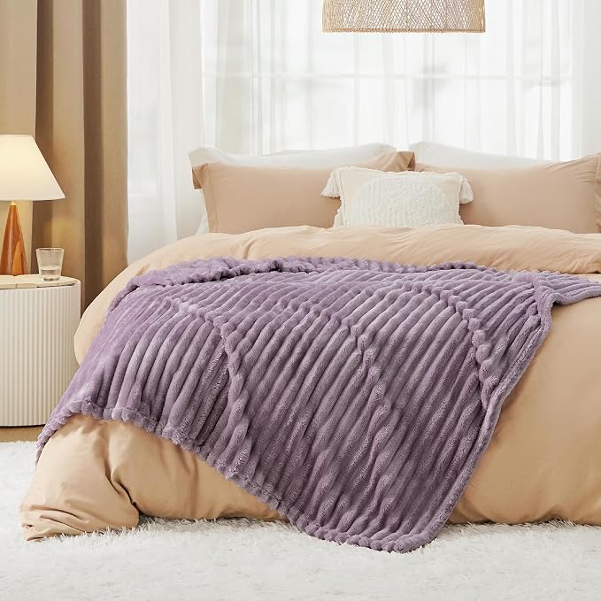 Bedsure Soft Twin XL Blanket for Bed Dorm Light Purple 66"x90" | Birthday Gifts - Image 7