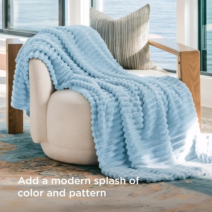 Bedsure Soft Light Blue Throw Blanket - Image 3