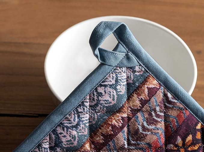 Maison d' Hermine Pot Holders Set 100% Cotton Heat Resistant Potholders 8" x 8" Hot Pads with Loop BBQ, Cooking, Baking, Grilling, Kitchen, Handling Hot Pans (Pack of 2, Fair Isle)