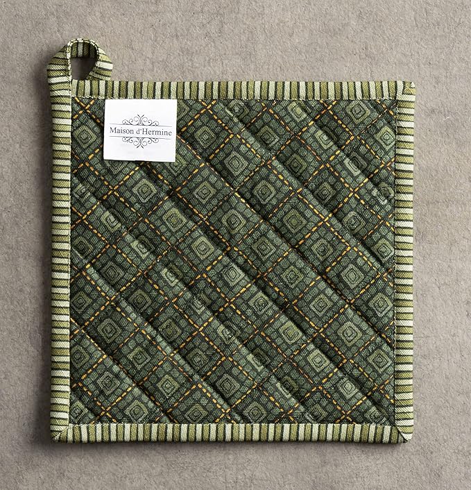 Maison d' Hermine Pot Holders Set 100% Cotton Heat Resistant Potholders 8" x 8" Hot Pads with Loop BBQ, Cooking, Baking, Grilling, Kitchen, Handling Hot Pans (Pack of 2, Pumpkin Garden - Dark Green)