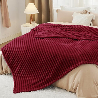 Bedsure Soft Full Size Fleece Blankets - Image 5