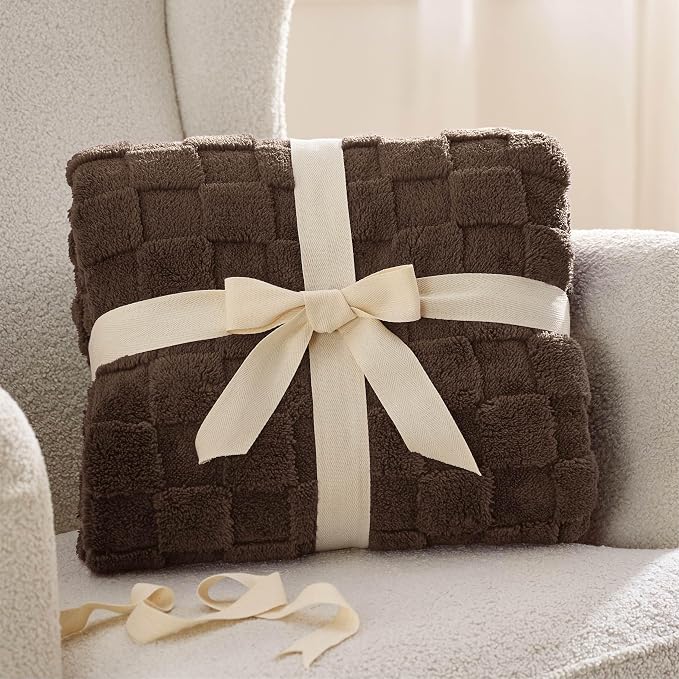 Bedsure GentleSoft Fall Throw Blanket - Image 8