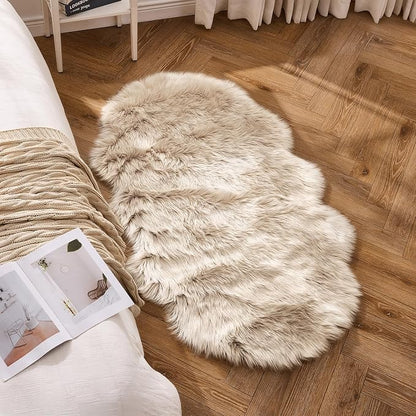MIULEE Fluffy Area Rug 3x5 ft Faux Fur Sheepskin Rug by MIULEE