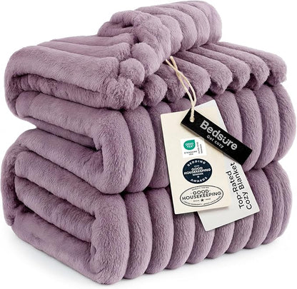 Bedsure Full Size Fleece Blankets by Unknown