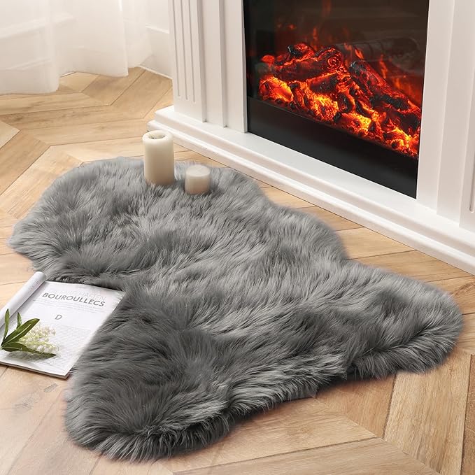 Ashler Faux Fur Rug, Fluffy Shaggy Area Rug Ultra Soft 2 x 3 Feet Sheepskin Fur by AshlerHomeDeco
