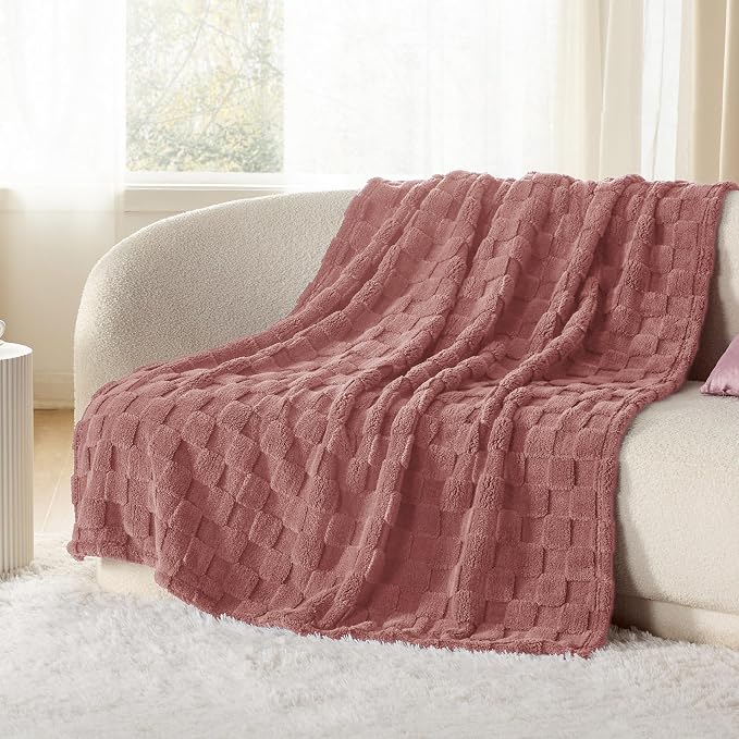 Bedsure GentleSoft Dusty Pink Throw Blanket - Image 6