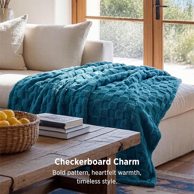 Bedsure GentleSoft Throw Blanket - Image 3