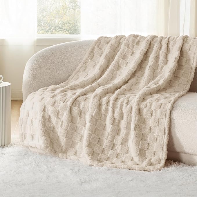 Bedsure GentleSoft Beige Throw Blanket - Image 5