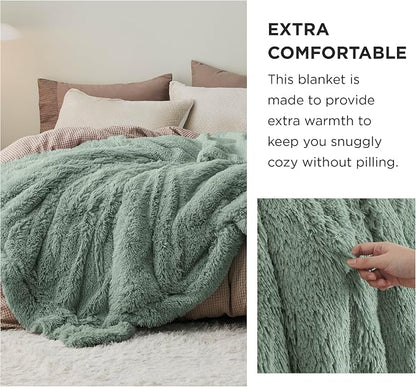 Bedsure GentleSoft Fluffy Sage Green King Size Blanket - Image 3