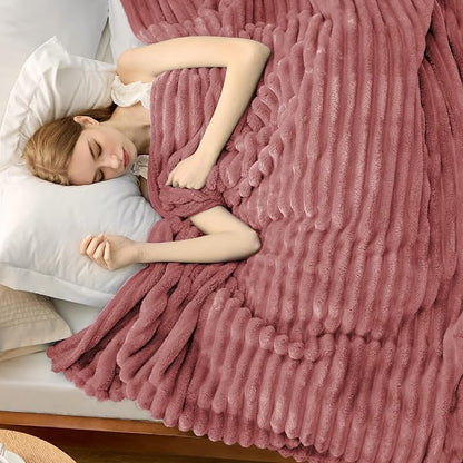 Bedsure Soft Cal King Size Blanket - Image 4