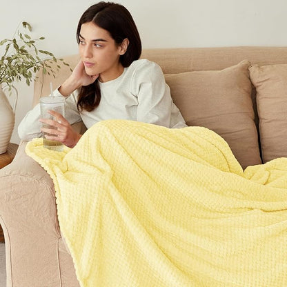 Exclusivo Mezcla Large Waffle Fleece Throw Blanket - Image 2