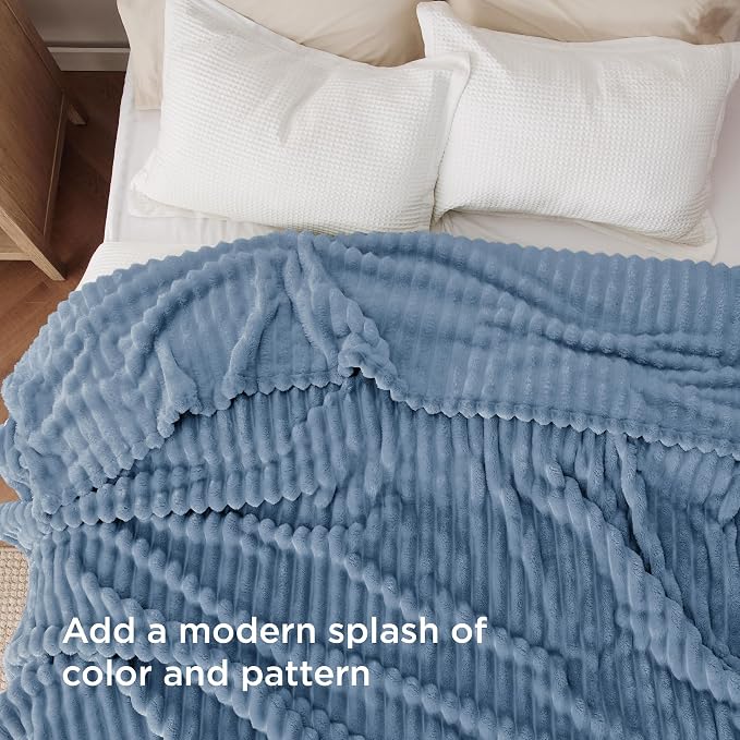 Bedsure Soft Full Size Fleece Blankets - Image 3