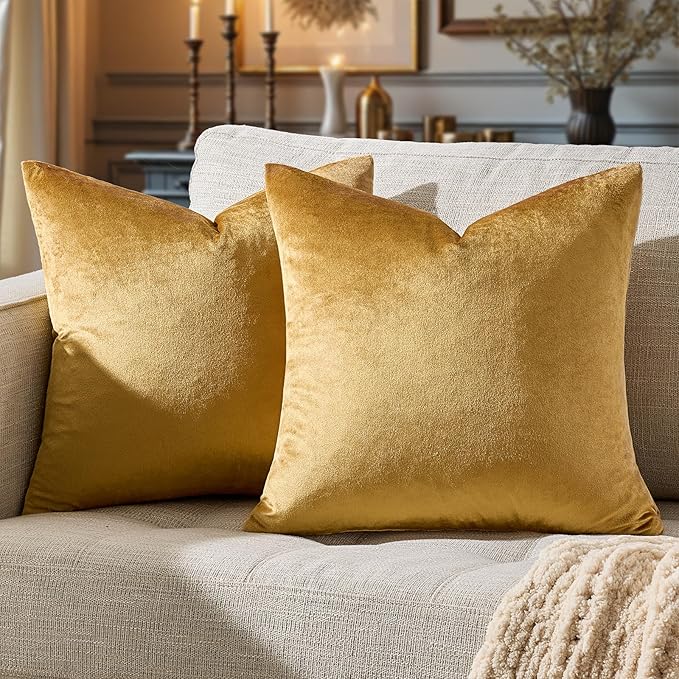 GIGIZAZA Golden Velvet Pillow Covers 20x20 Decorative Pillows Pack of 2 | Throw - Image 6