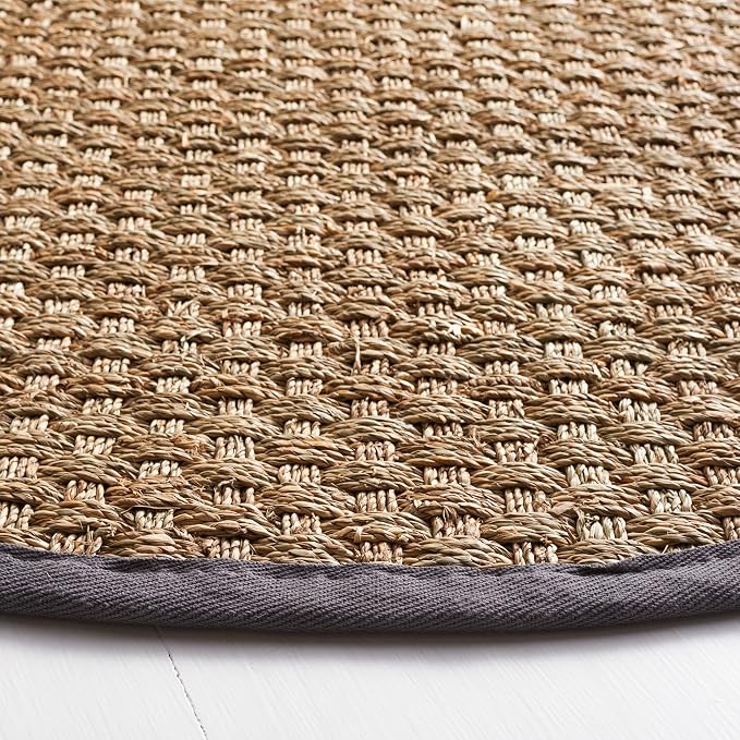 SAFAVIEH Area Rug 8' Round - Image 4