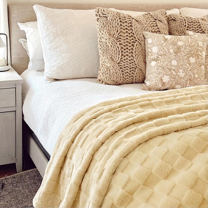 Bedsure GentleSoft Twin Blanket - Image 5