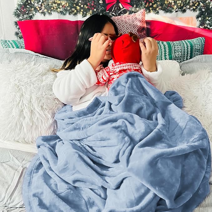 Bedsure Fleece Throw Blanket for Couch Light Blue - Image 7