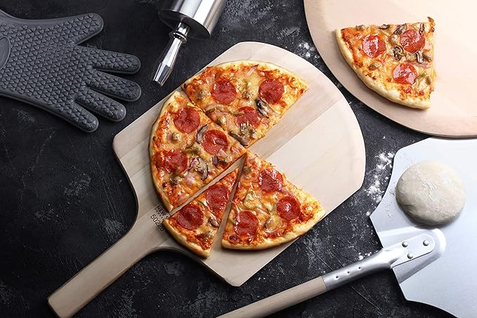 New Star Foodservice 50370 Restaurant-Grade Wooden Pizza Peel, 19" L x 19" W Plate, with 14" L Wooden Handle, 33" Overall Length