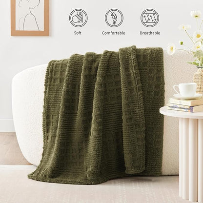 EXQ Home Fleece Throw Blanket for Couch or Bed - Image 2