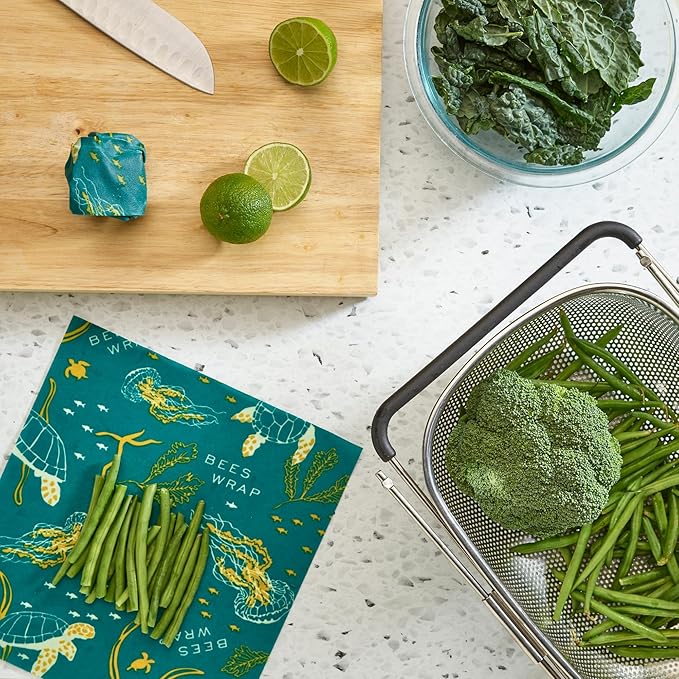 Bee's Wrap Beeswax Wraps for Food - Ocean 3 Pack (2M 1 Sandwich) Made in USA Reusable & Organic Food Wraps, Sandwich Wrap - Eco-Friendly Alternative to Aluminum Foil & Plastic Wrap